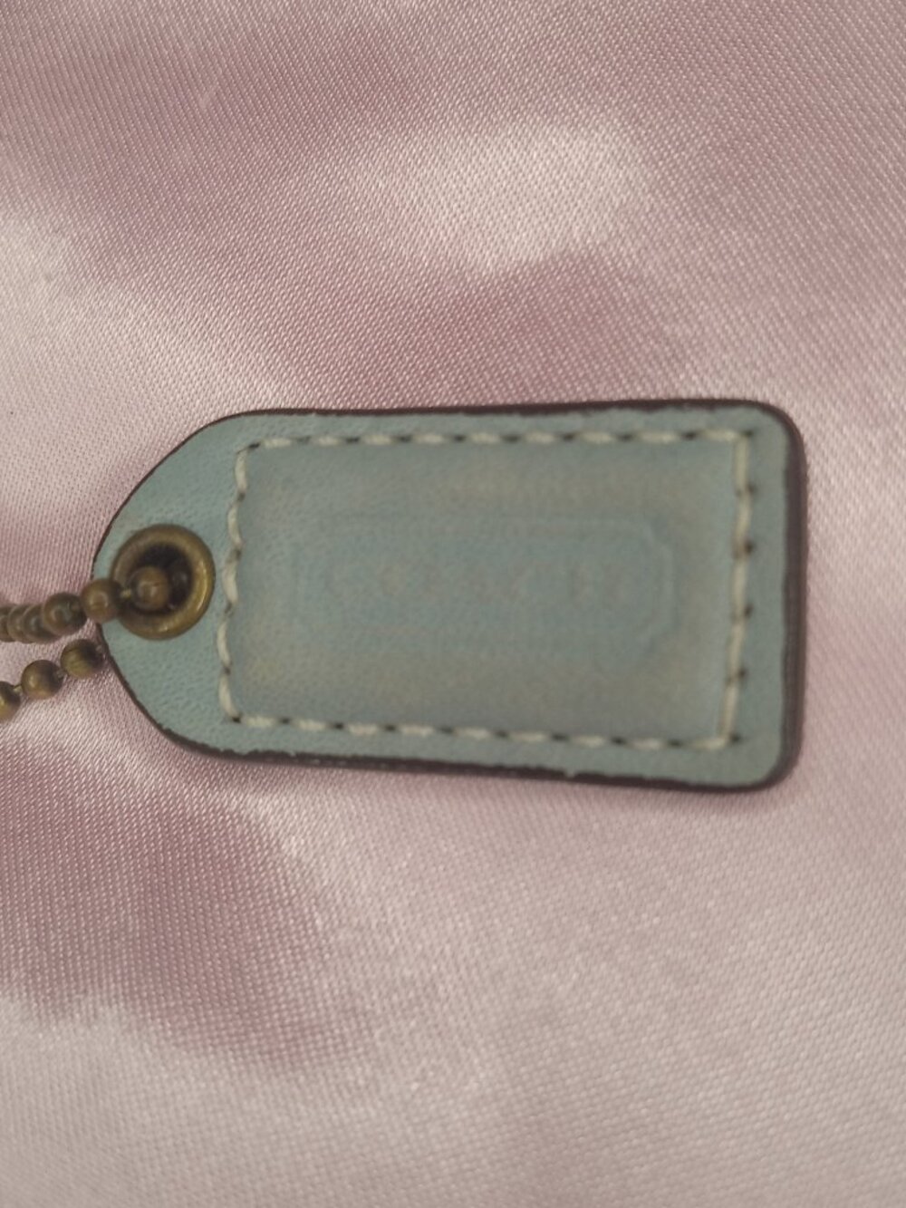 Mini Coach Hangtag - Picture 4 of 4